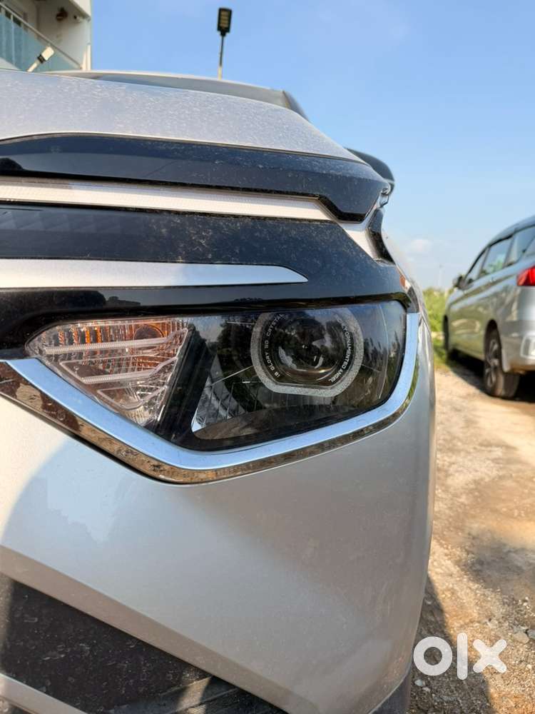 Kia Carens 1.5 Petrol 2024 7 Seater | 18800 Km Drive | 1st Owner