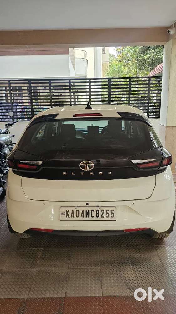 Tata Altroz 2023 Diesel Well Maintained