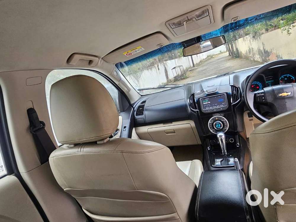 Exclusive American Muscle Suv Trailblazer 8 Seater Like Brand New