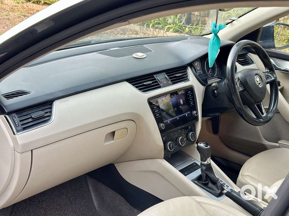 Skoda Octavia 2.0 Tdi Style Plus At, 2017, Diesel