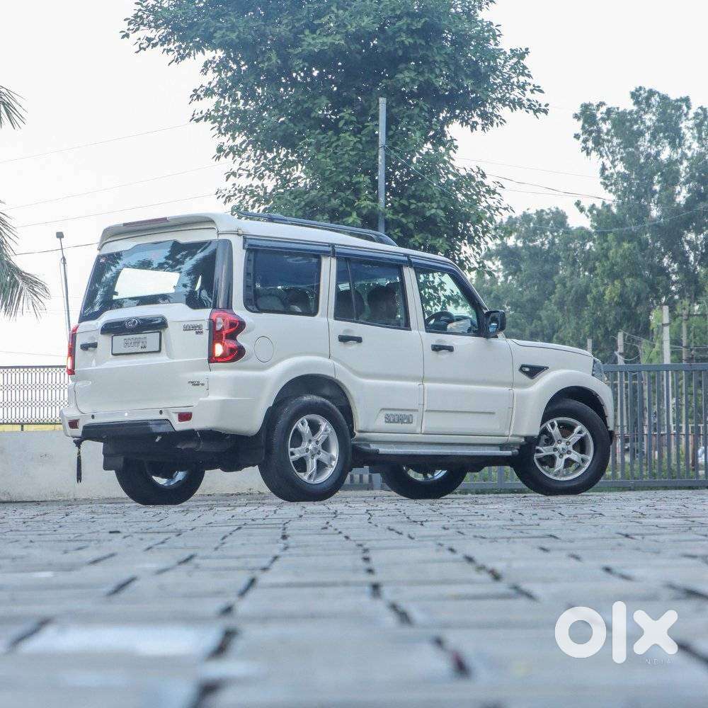 Mahindra Scorpio Classic 2.2 S Mt 7 Str, 2022, Electric