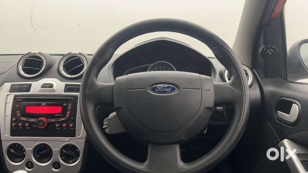 Ford Figo 1.2 Duratec Petrol Titanium, 2015, Petrol