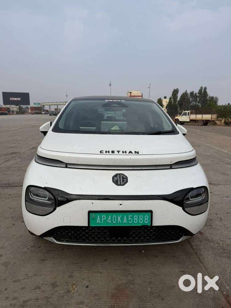 Mg(10 Months ) Windsor Ev 2025 Automatic Pro Variant
