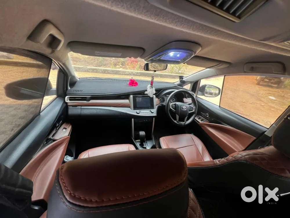 Toyota Innova Crysta 2016