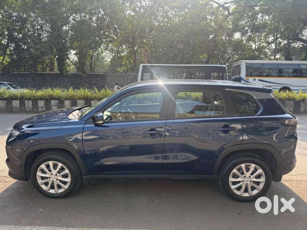 Maruti Suzuki Grand Vitara 1.5 Delta Smart Hybrid At, 2023, Petrol
