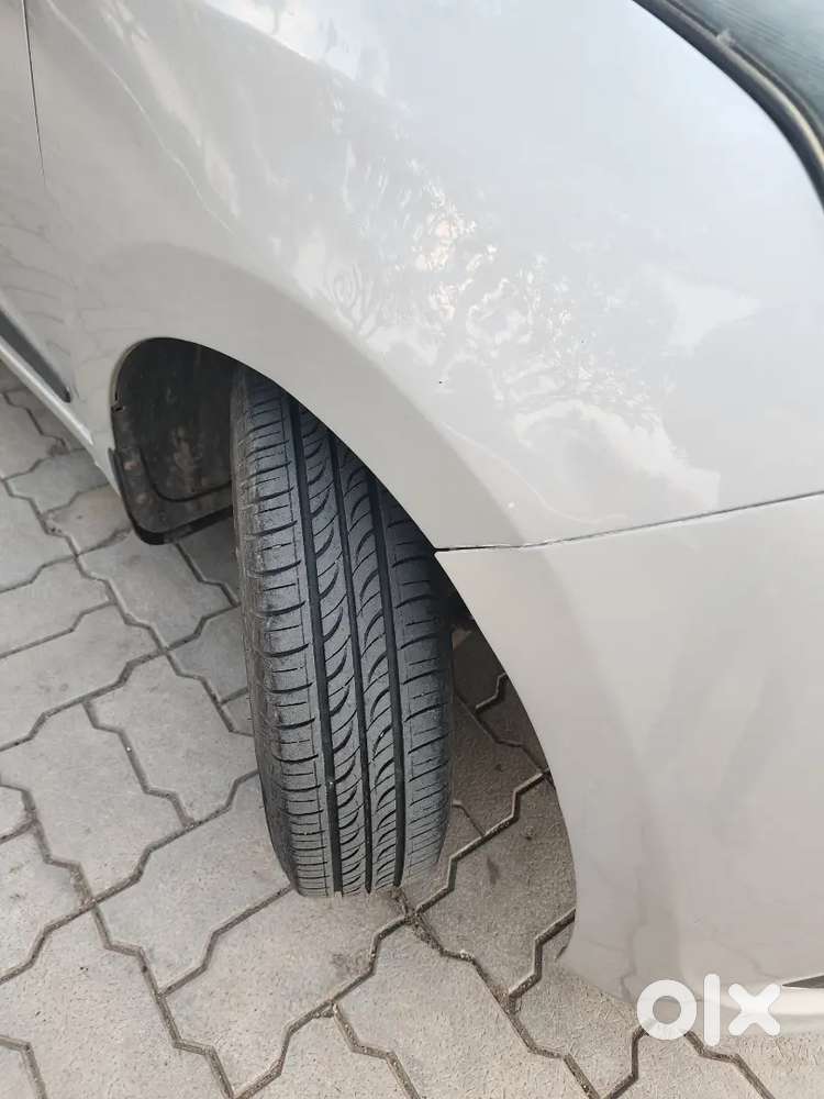 Hyundai Xcent 2015 Diesel Well Maintained Top Model