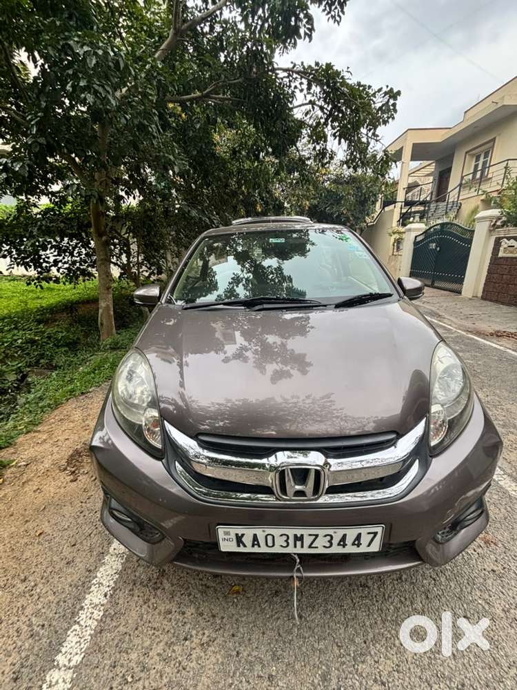 Honda Amaze Petrol 2016 Variant