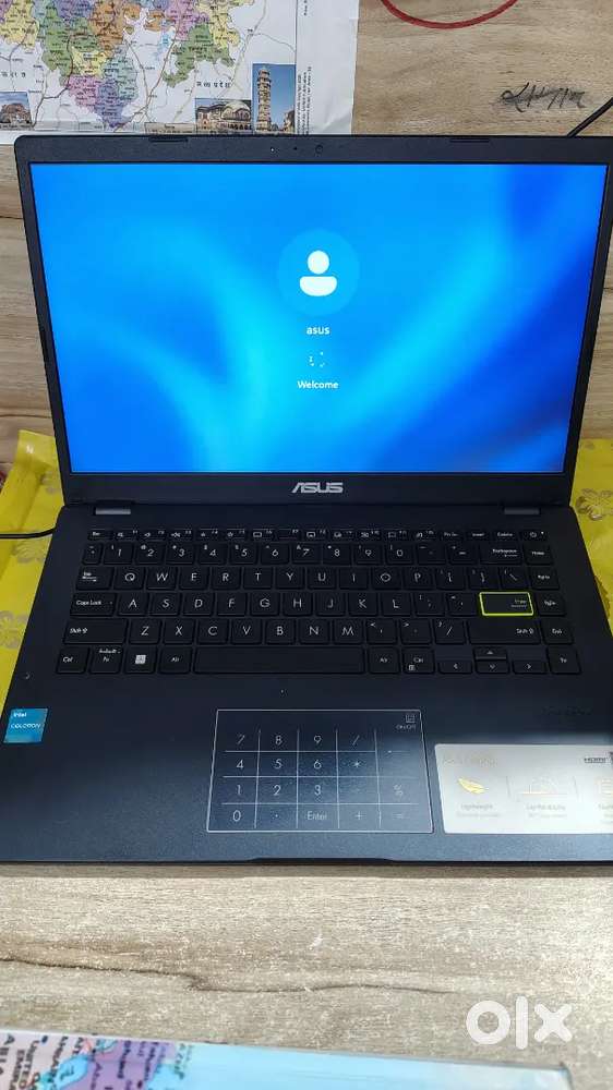 Asus vivobook Laptop new condition