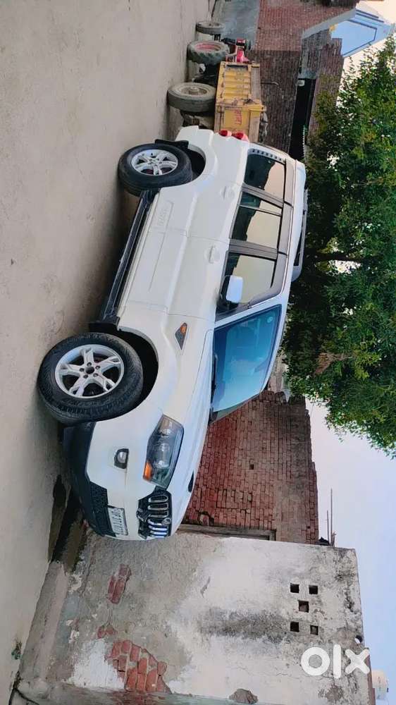 Mahindra Scorpio Classic 2015 Diesel Manual