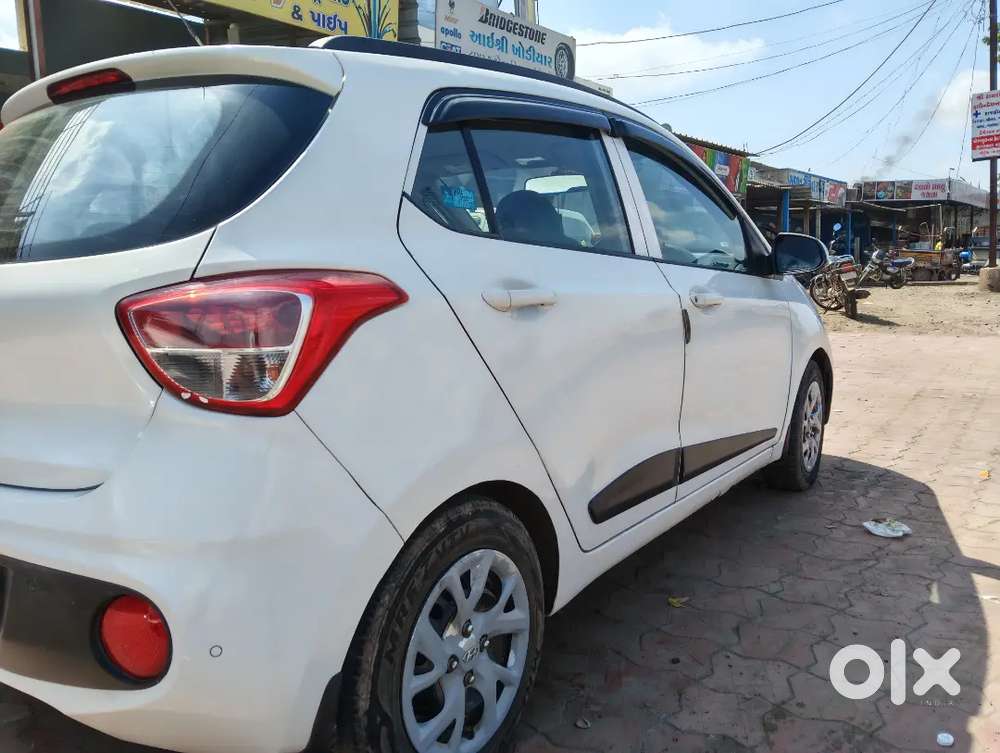 Hyundai I10 Sportz At 2018