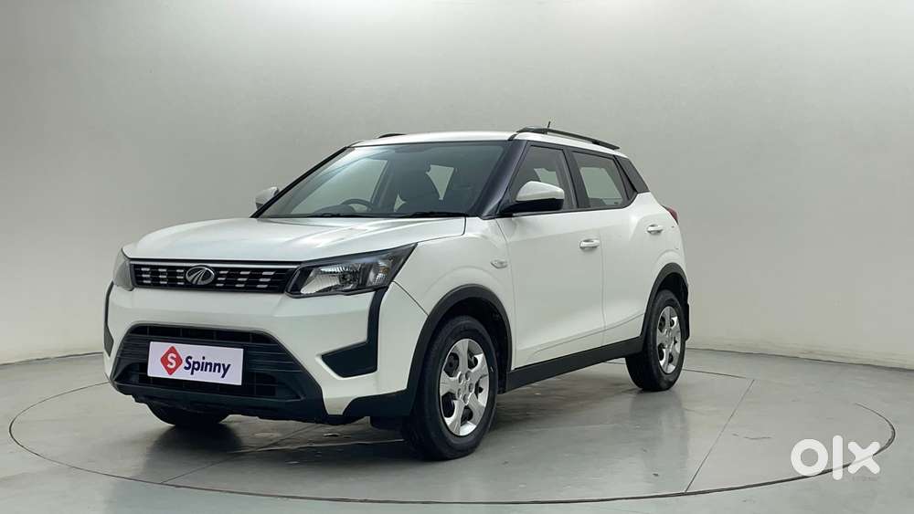 Mahindra XUV300 1.2 W6 AMT Petrol, 2022, Petrol