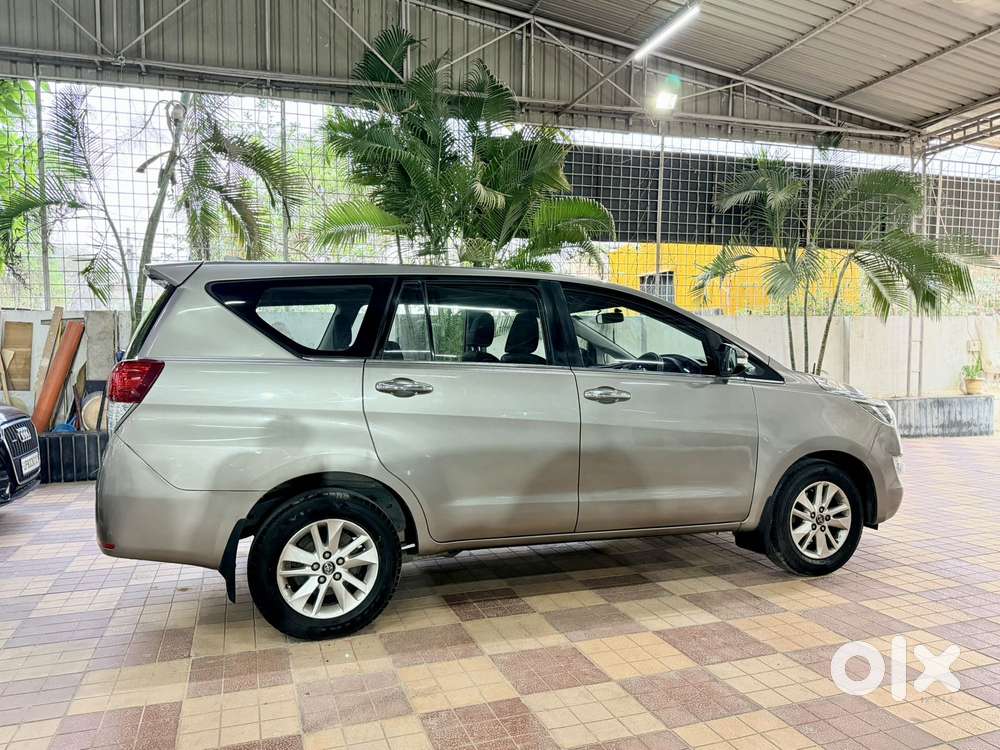 Toyota Innova Crysta 2.8 Gx At 7 Str, 2017, Diesel