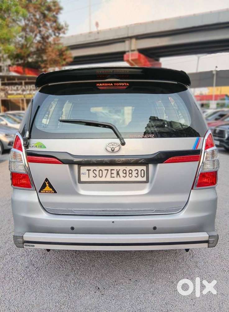 Toyota Innova 2.5 G (diesel) 7 Seater Bs Iv, 2015, Diesel