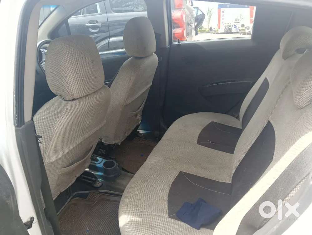 Chevrolet Beat Petrol 2011 Model