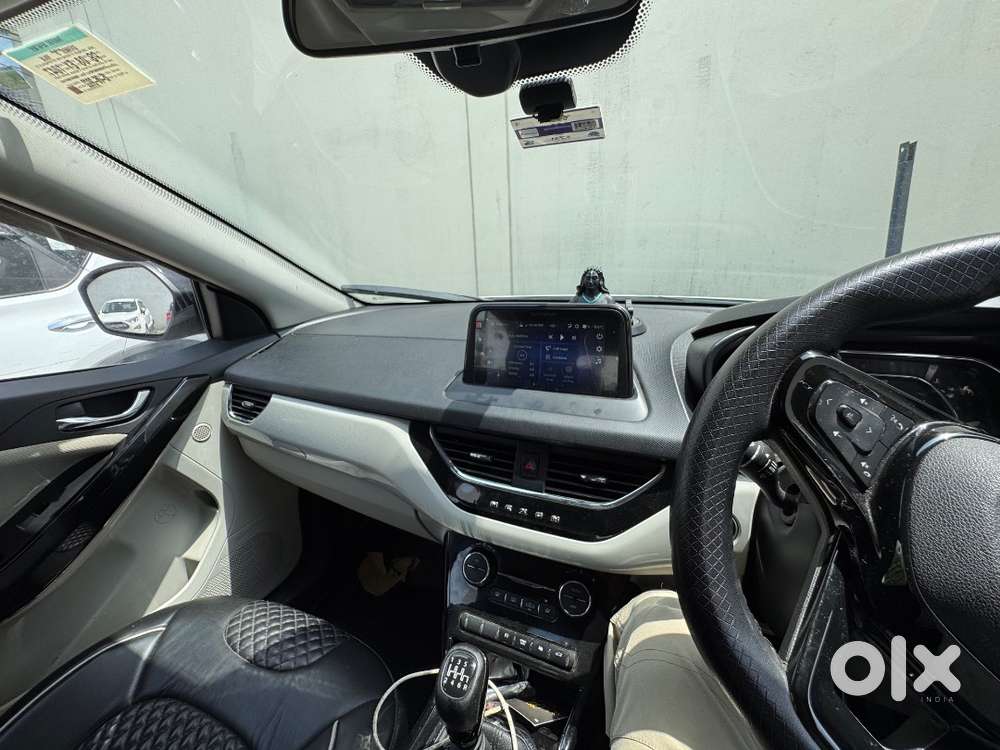 Tata Nexon 2022 Top Model With Sunroof