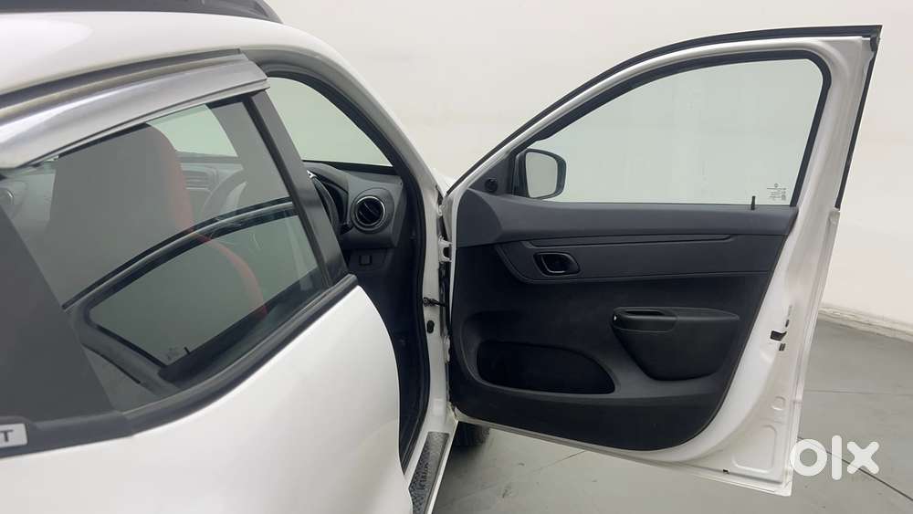 Renault Kwid 2019-ongoing 1.0 Rxt (o), 2020, Petrol