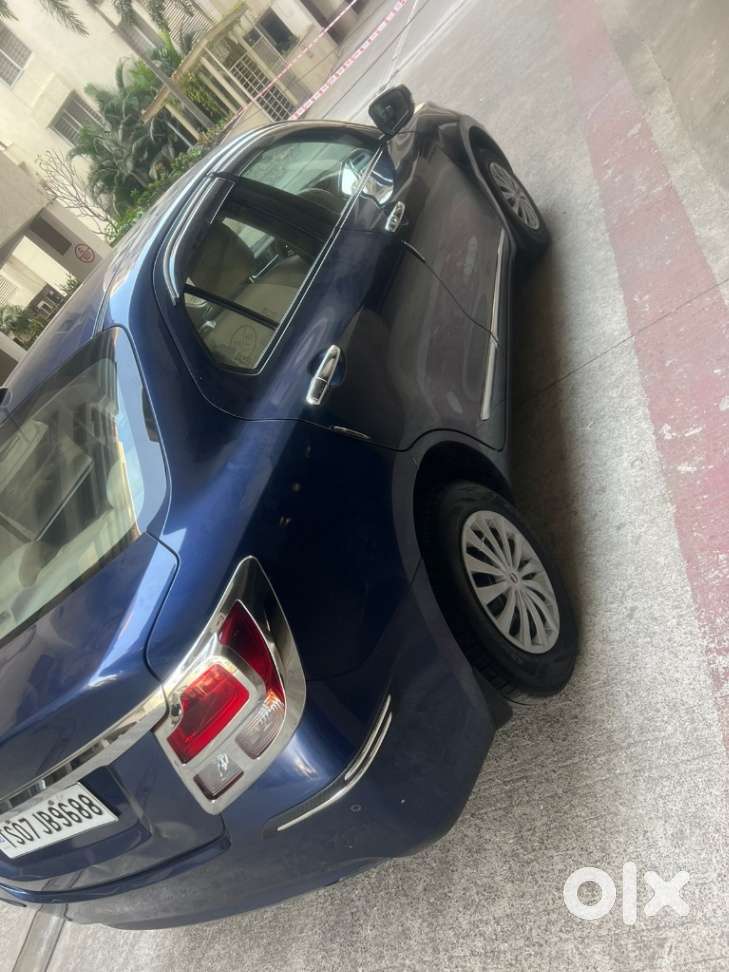 Maruti Suzuki Swift Dzire Vxi(o) Mt, 2022, Petrol