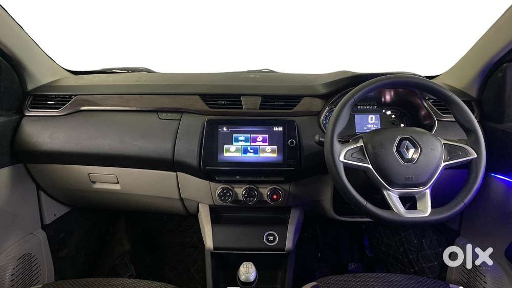 Renault Triber Rxz, 2021, Petrol