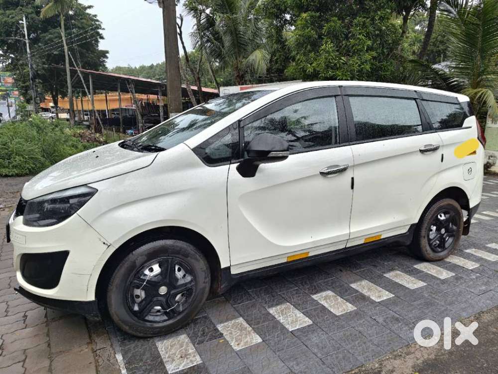 Mahindra Marazzo M2 8str, 2023, Diesel