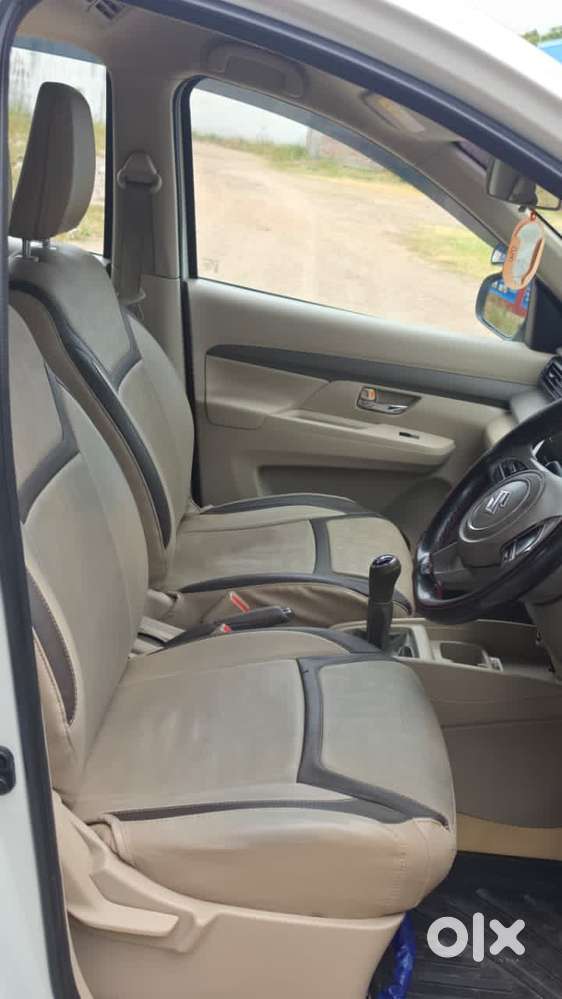 Maruti Suzuki Ertiga Vxi Shvs, 2022, Cng & Hybrids