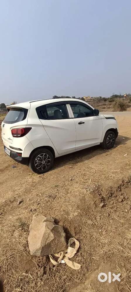 Mahindra Kuv 100 2019