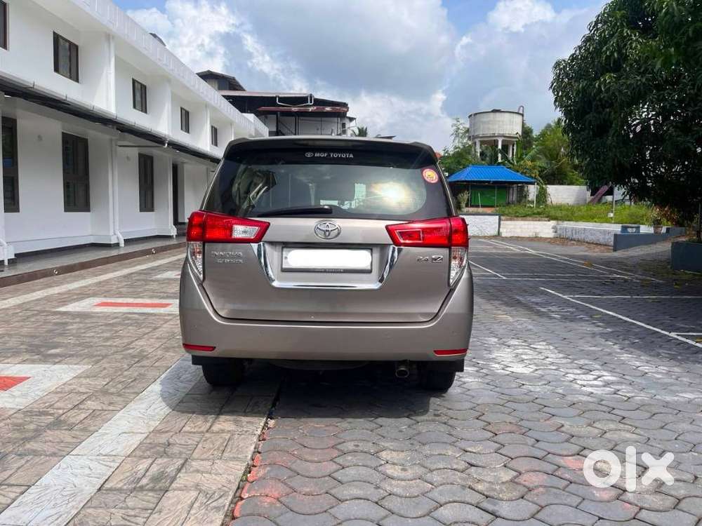 Toyota Innova Crysta 2.5z, 2020, Diesel