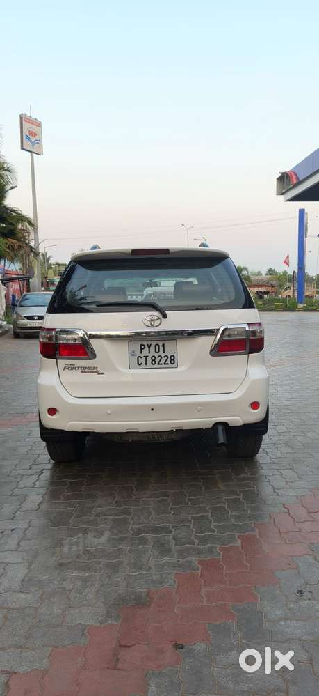 Toyota Fortuner, 2010, Diesel