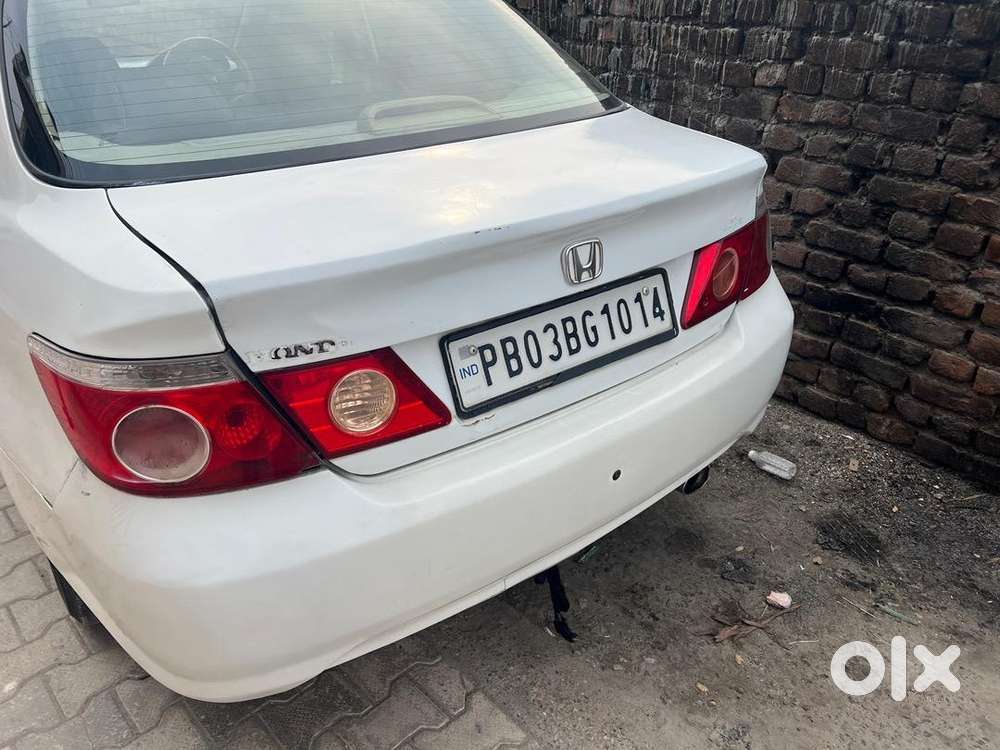 Honda City Zx 2006 Cng & Hybrids Well Maintained