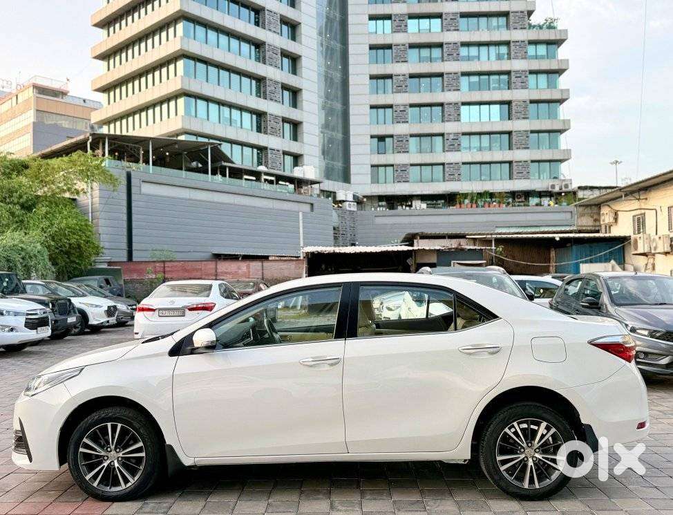 Toyota Corolla Altis 1.8 Gl, 2019, Petrol