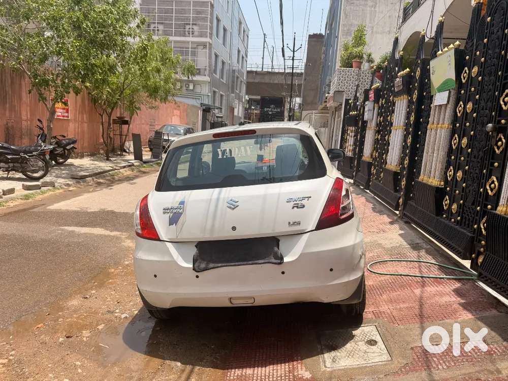 Maruti Suzuki Swift 2014 Diesel 121000 Km Driven