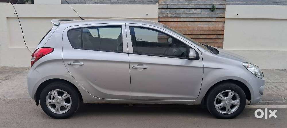 Hyundai I20 Sportz 1.2 Bs-iv, 2011, Diesel
