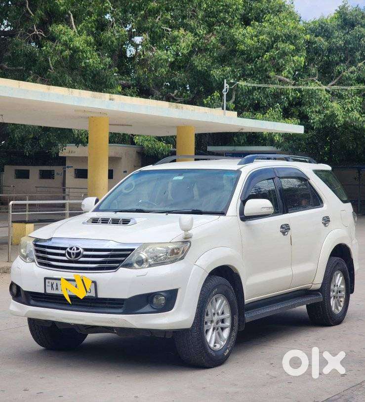 Toyota Fortuner [2021-ongoing] 2.8 2wd Diesel Mt, 2012, Diesel