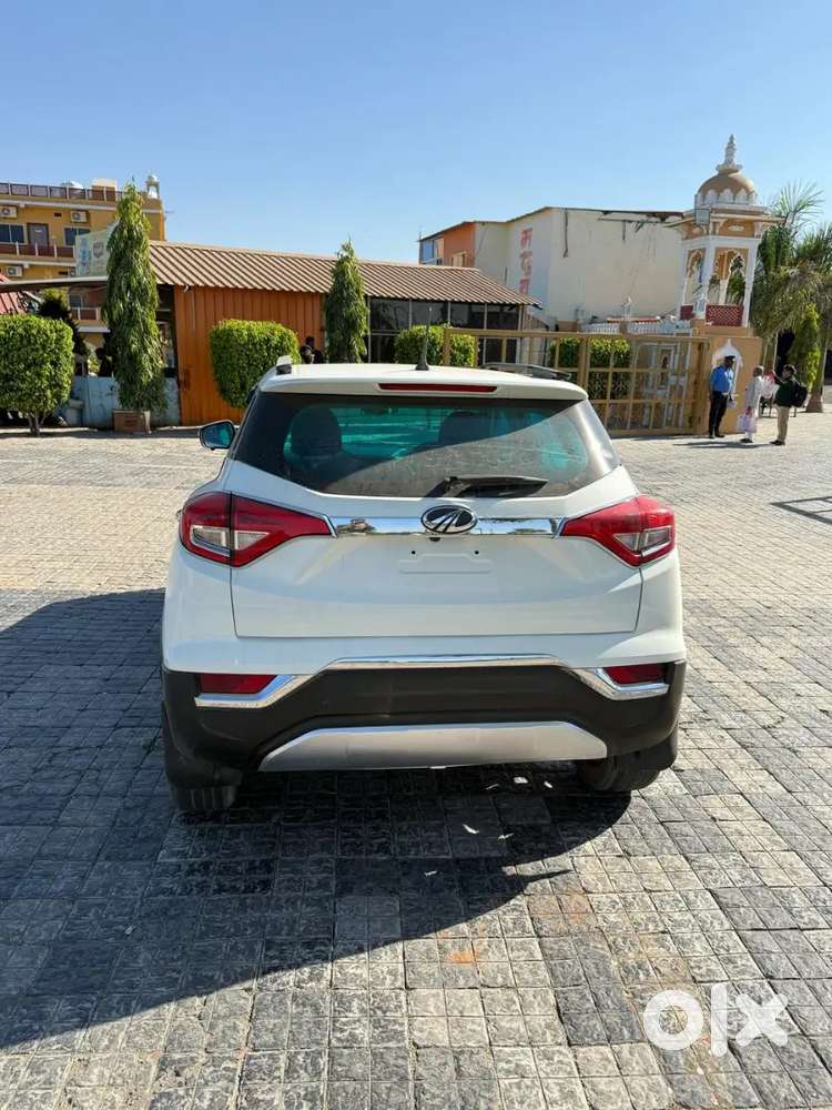 Mahindra Xuv300 Turbosport 2022 Diesel 25000 Km Driven