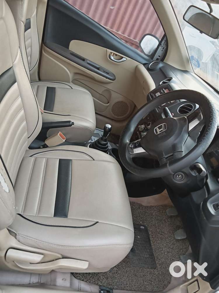 Honda Brio Vx Mt, 2016, Petrol