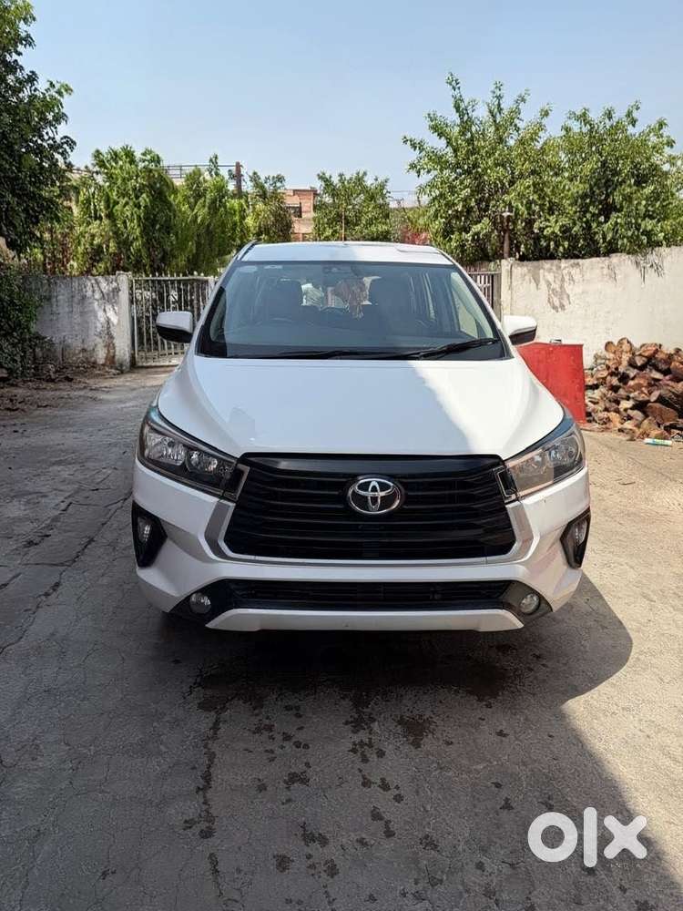Toyota Innova Crysta 2.4 G Mt, 2021, Diesel