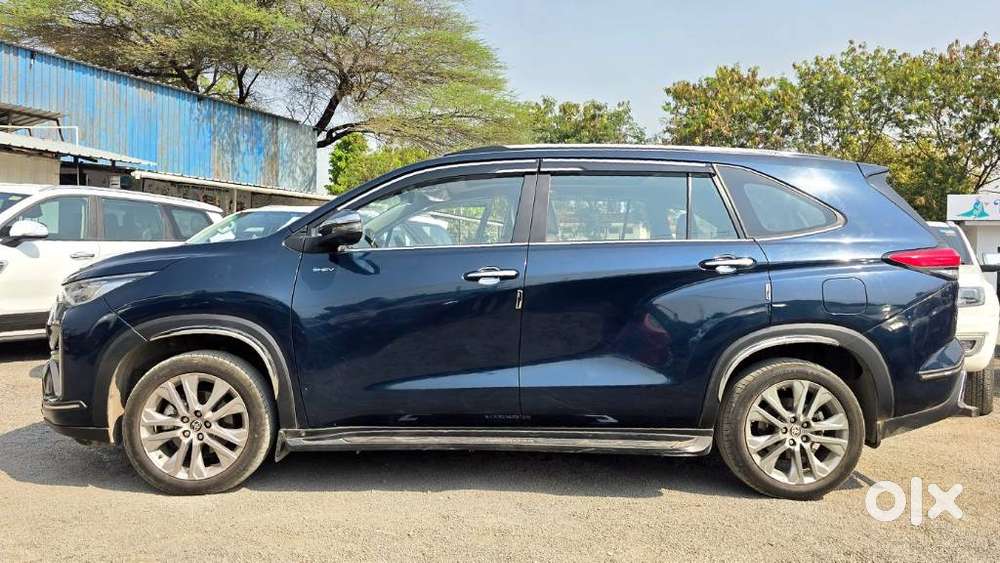 Toyota Innova Hycross 2.0 Vx Hybrid 7 Str, 2025, Petrol