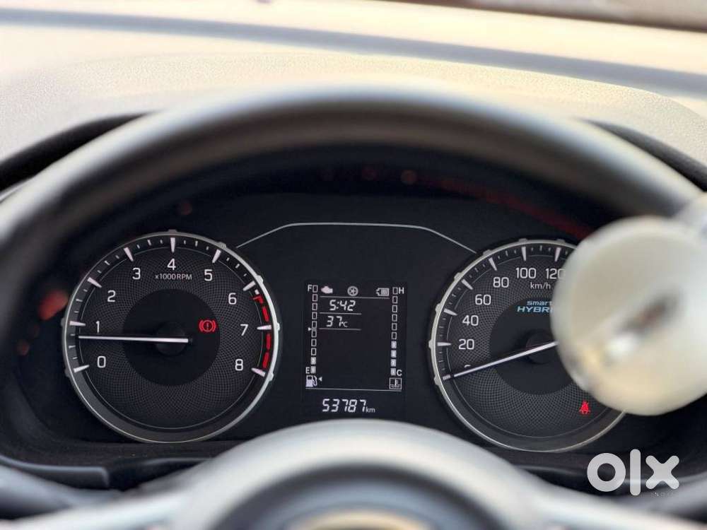 Maruti Suzuki Brezza 1.5 Vxi Smart Hybrid, 2022, Petrol