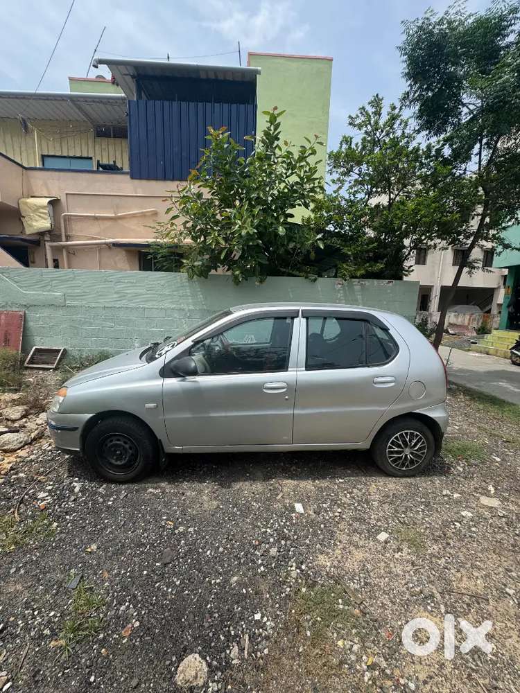 Geniune Vehicle And Clean Car