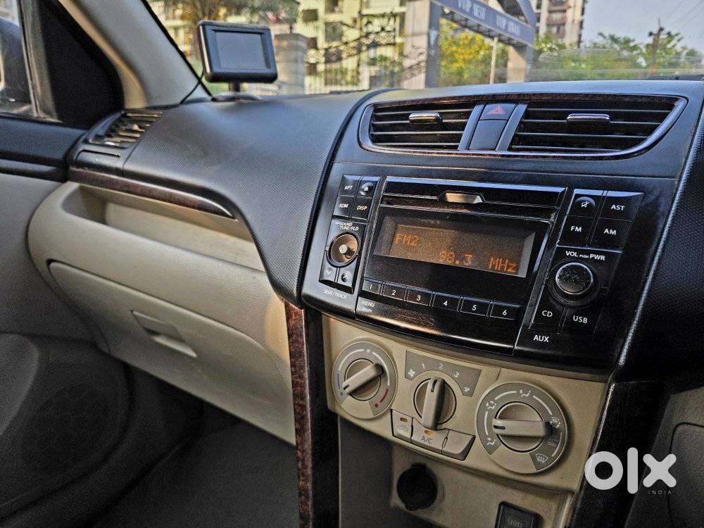 Maruti Suzuki Swift Dzire 1.2 Vxi Bsiv, 2017, Petrol