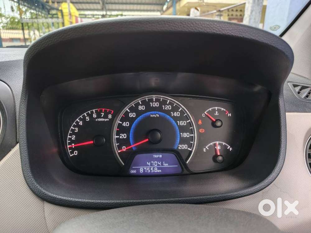 Hyundai Grand I10 Sportz(o) 2017 Petrol Manual