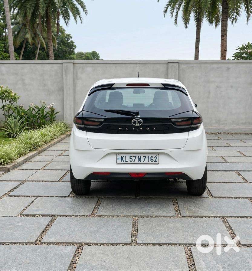Tata Altroz Xz Car