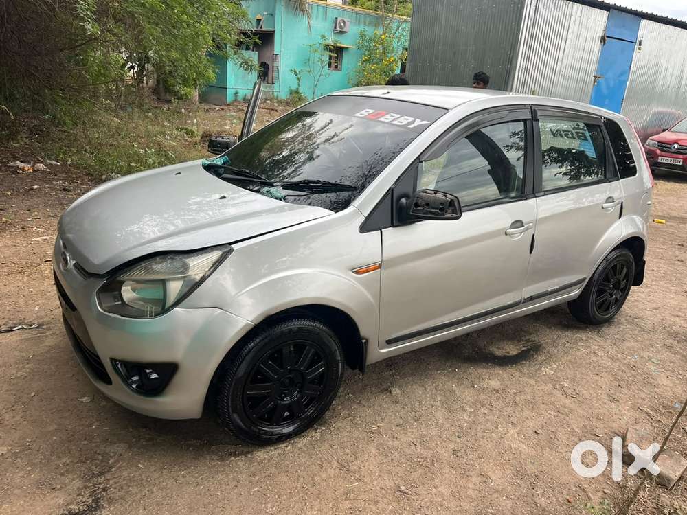 Ford Figo 1.2 Petrol 2011