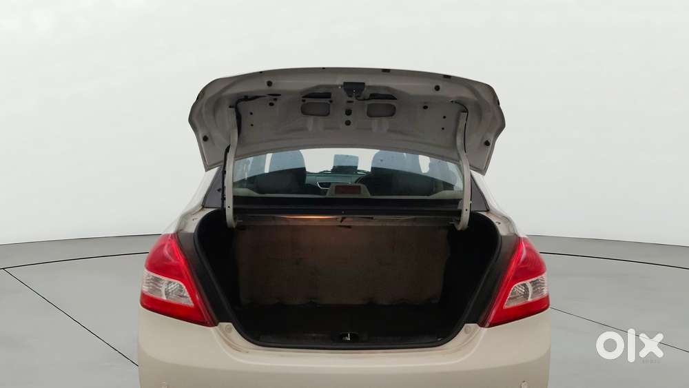 Maruti Suzuki Swift Dzire Vxi At, 2013, Petrol