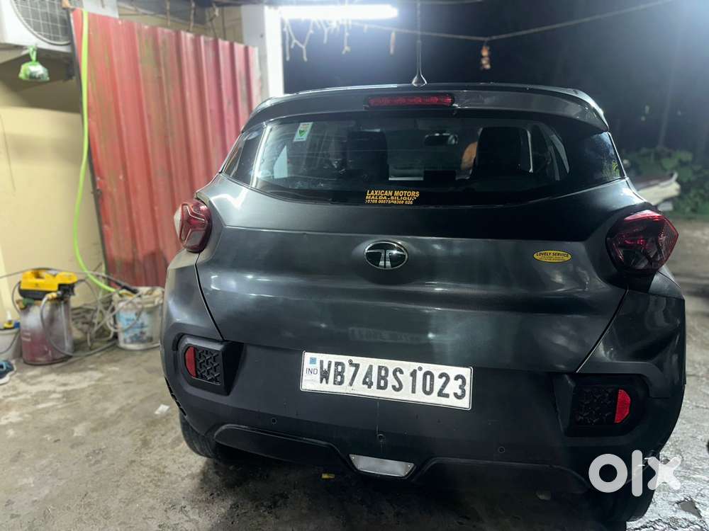 Tata Punch 1.2 Revotron Adventure Camo Rhythm, 2024, Petrol