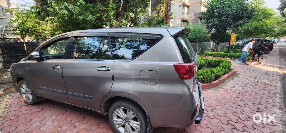2017 Toyota Innova Crysta