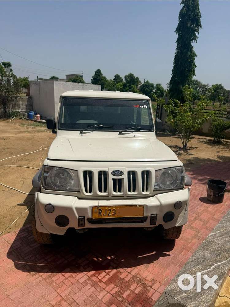 Bolero Camper 4x4