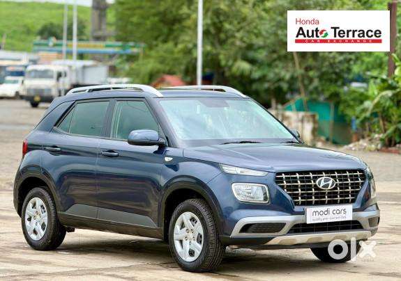 Hyundai Venue 1.2 S Plus, 2020, Petrol
