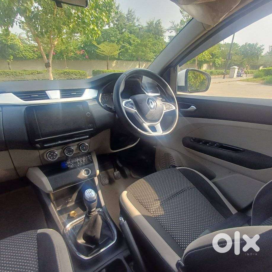 Renault Triber Rxz, 2019, Petrol