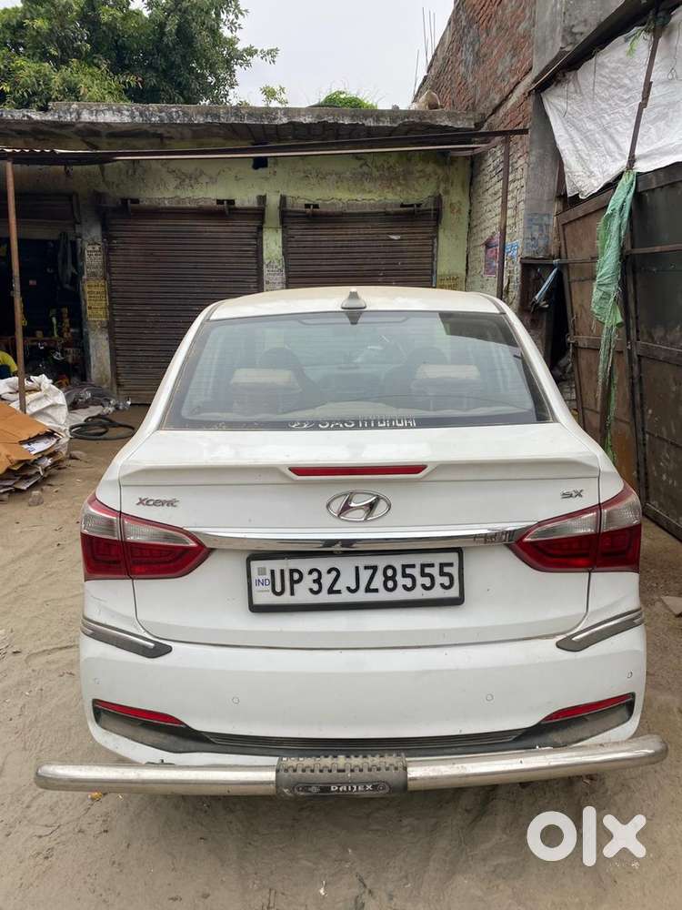 Top Model Hyundai Xcent Diesel 2018 White
