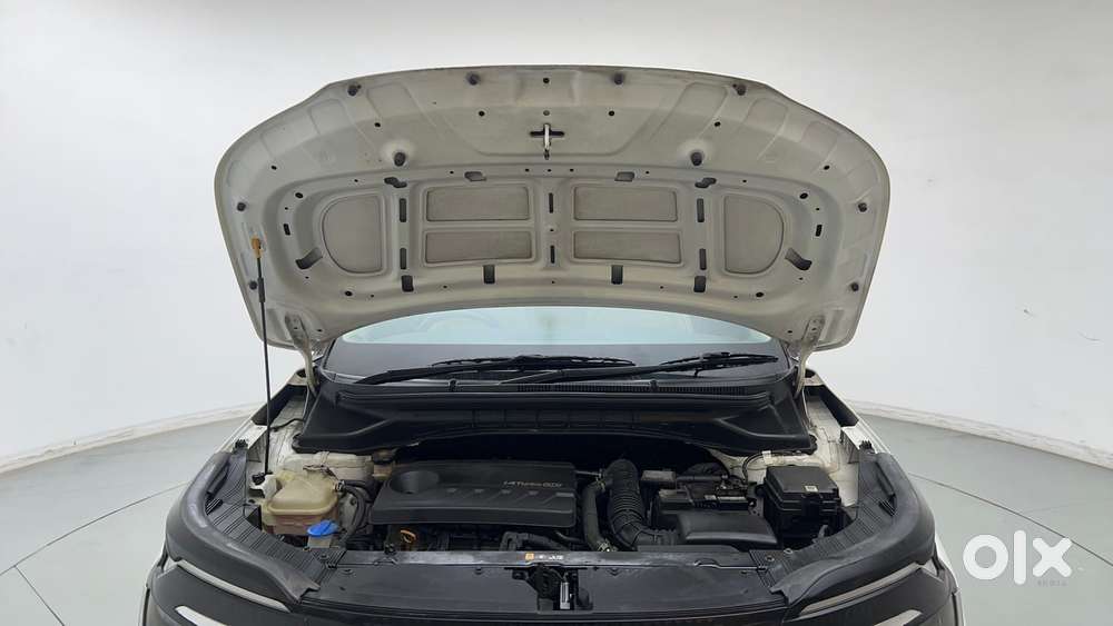 Kia Carens 1.4 Luxury Plus 6 Str, 2022, Petrol